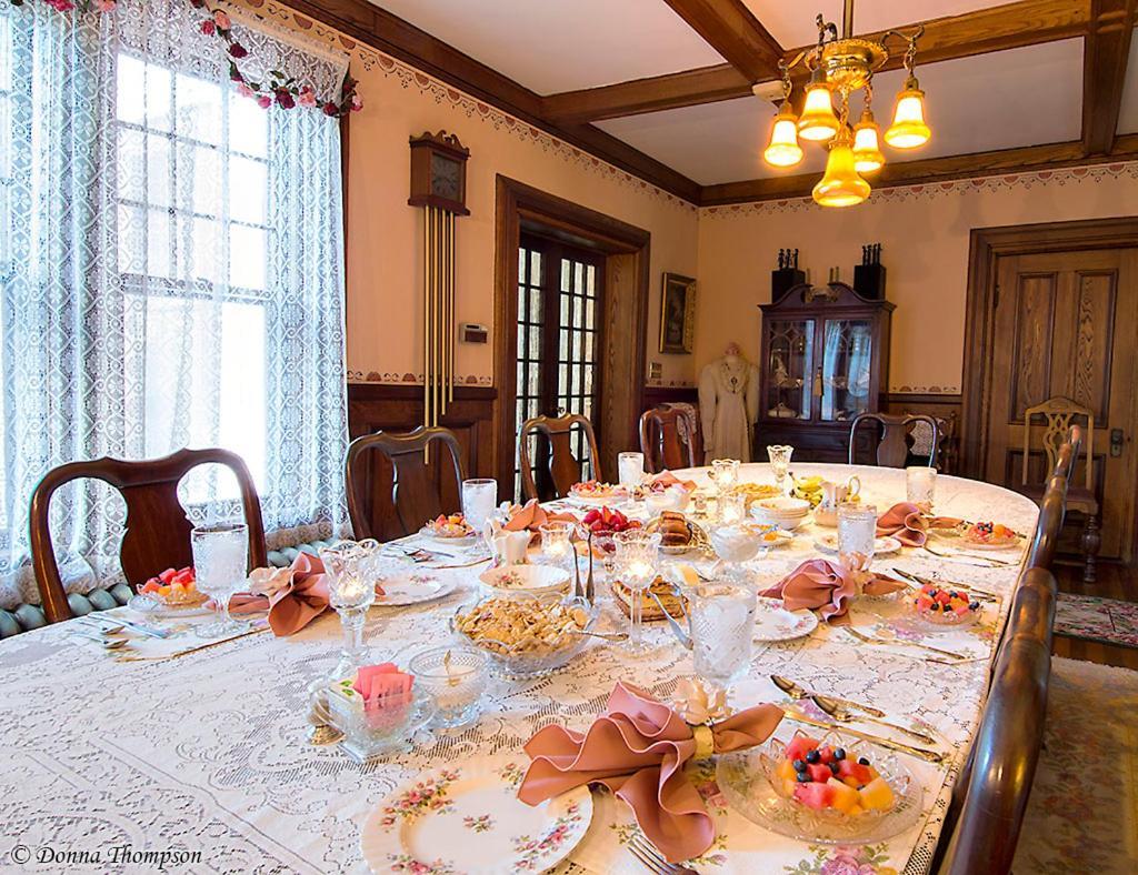 Rosewood Inn คอร์นิง ภายนอก รูปภาพ